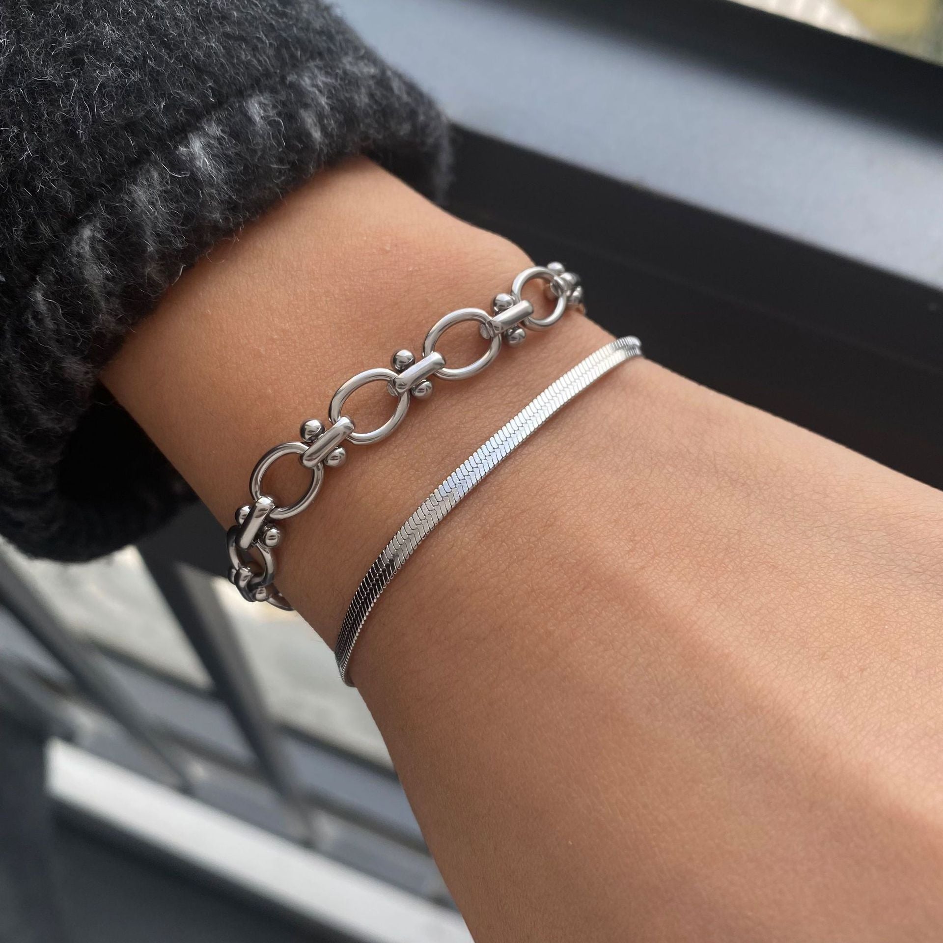 18K Gold Stainless Steel Bracelet – Elegant Titanium Steel Bangle