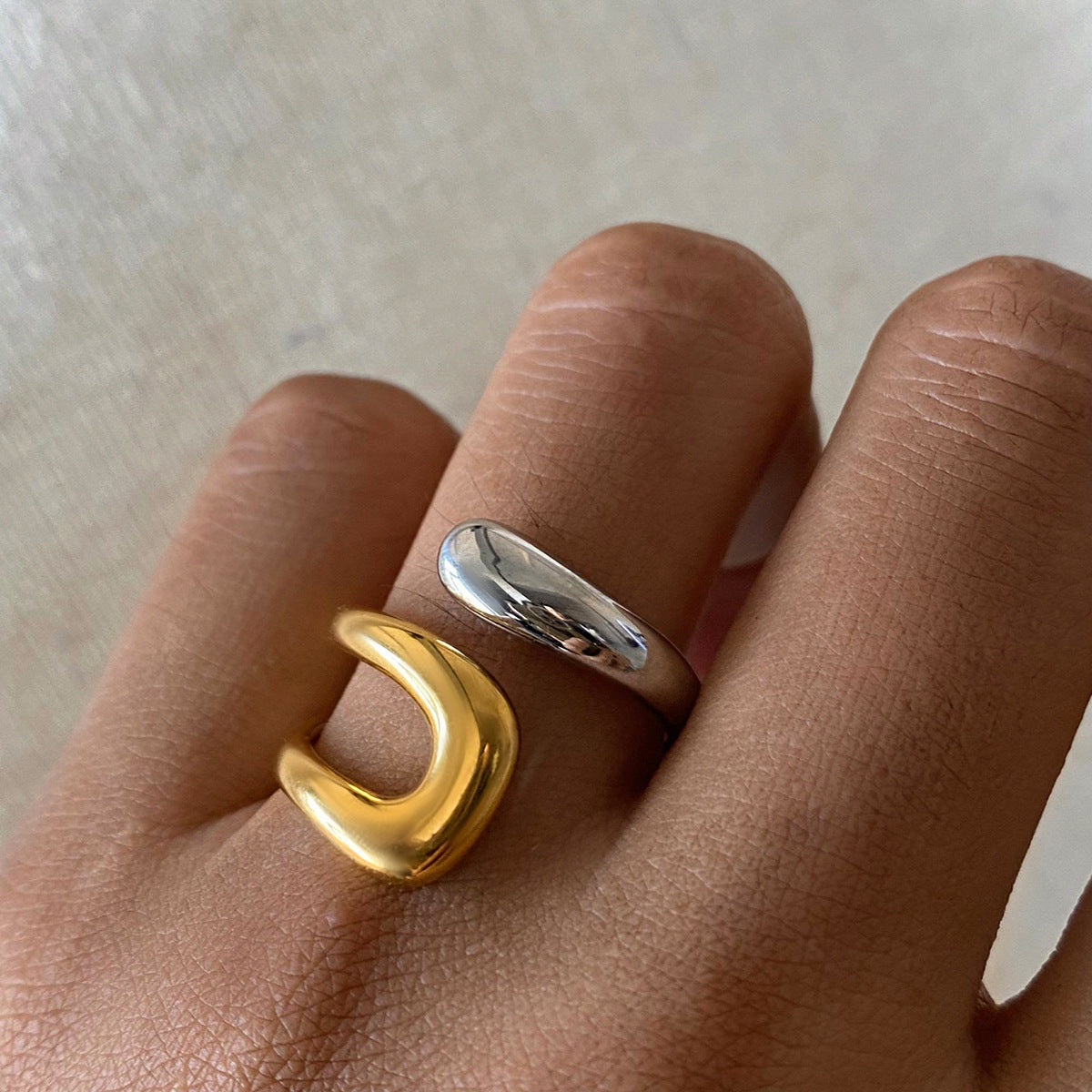 Bold Floral Titanium Steel Ring – Elegant INS-Style Statement Jewelry