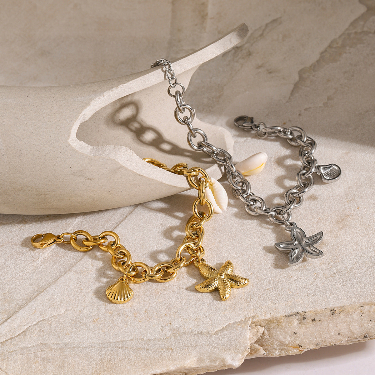 18K Gold Ocean Charm Bracelet – Starfish, Shell & Conch in Stainless Steel