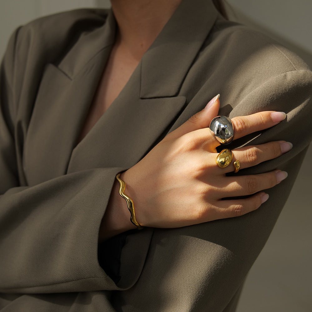18K Gold Oversized Ring - Elegant Titanium Steel Jewelry