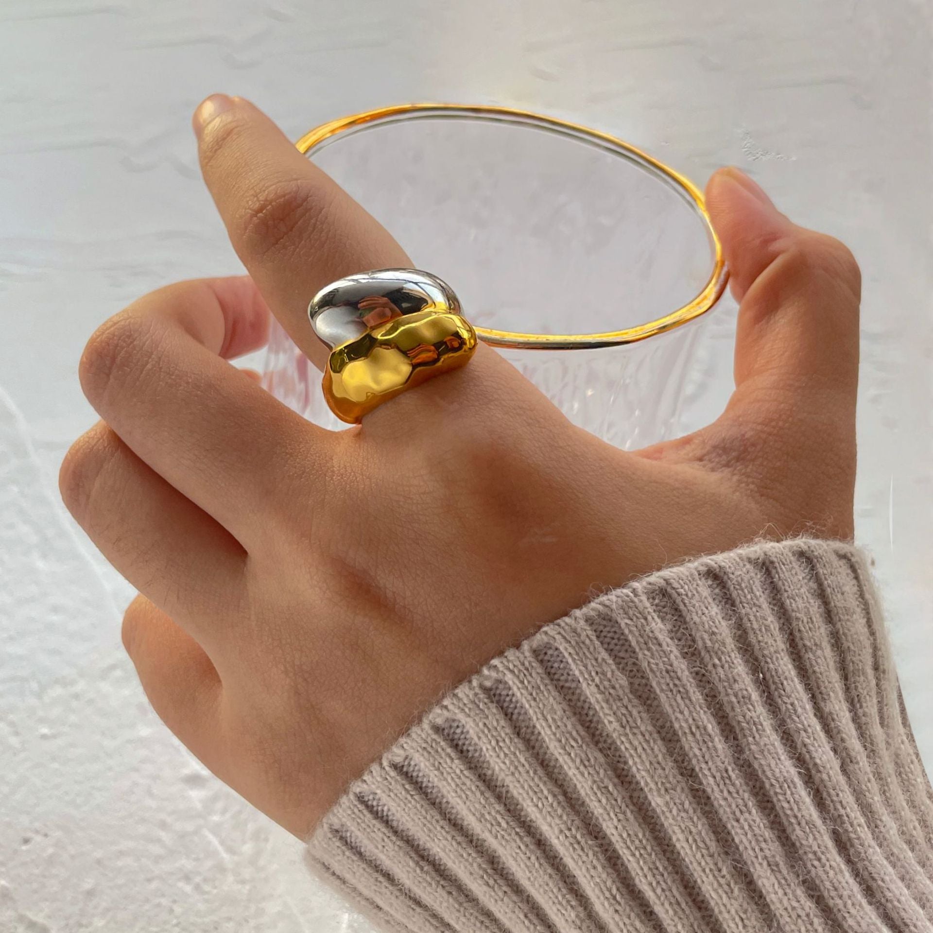 Bold Floral Titanium Steel Ring – Elegant INS-Style Statement Jewelry