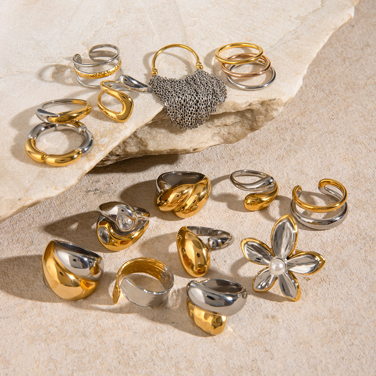 Bold Floral Titanium Steel Ring – Elegant INS-Style Statement Jewelry