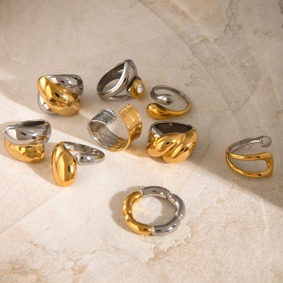 Bold Floral Titanium Steel Ring – Elegant INS-Style Statement Jewelry