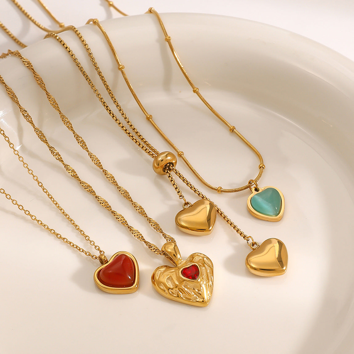 Heart Pendant Necklace – Elegant Titanium Steel Choker