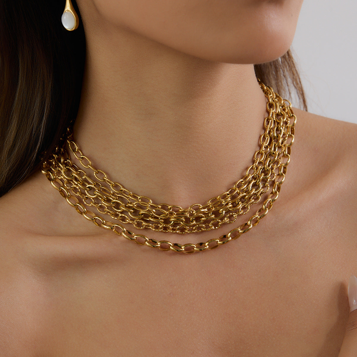 18K Gold Plated Necklace – Elegant Titanium Steel Jewelry