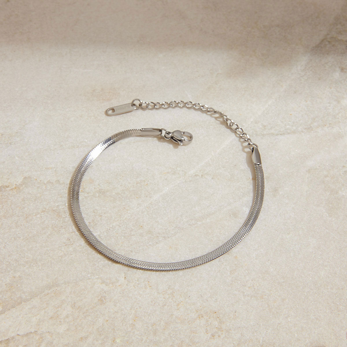 18K Gold Stainless Steel Bracelet – Elegant Titanium Steel Bangle