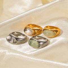 Trendy 18K Gold Resin Ring – Transparent Closed Stainless Steel Band